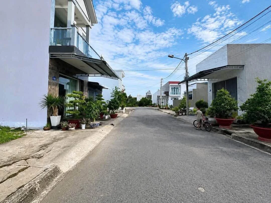 Bán lô góc đất thổ cư 136 m² KDC Tỉnh Ủy, Long An, Tây Ninh - Ảnh thu nhỏ 2