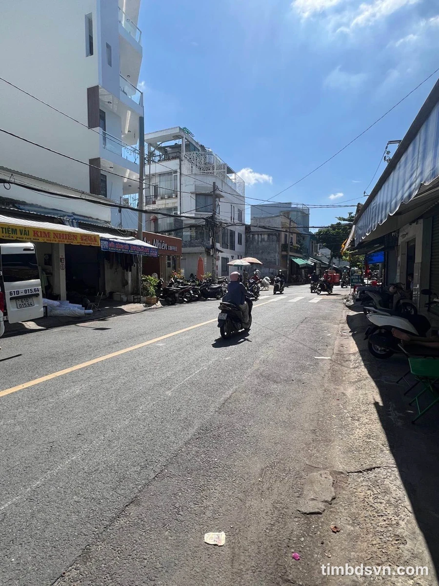 Bán nhà phố 190 m² MT Phú Thọ Hoà Tân Phú 27.5 tỷ - Ảnh thu nhỏ 3