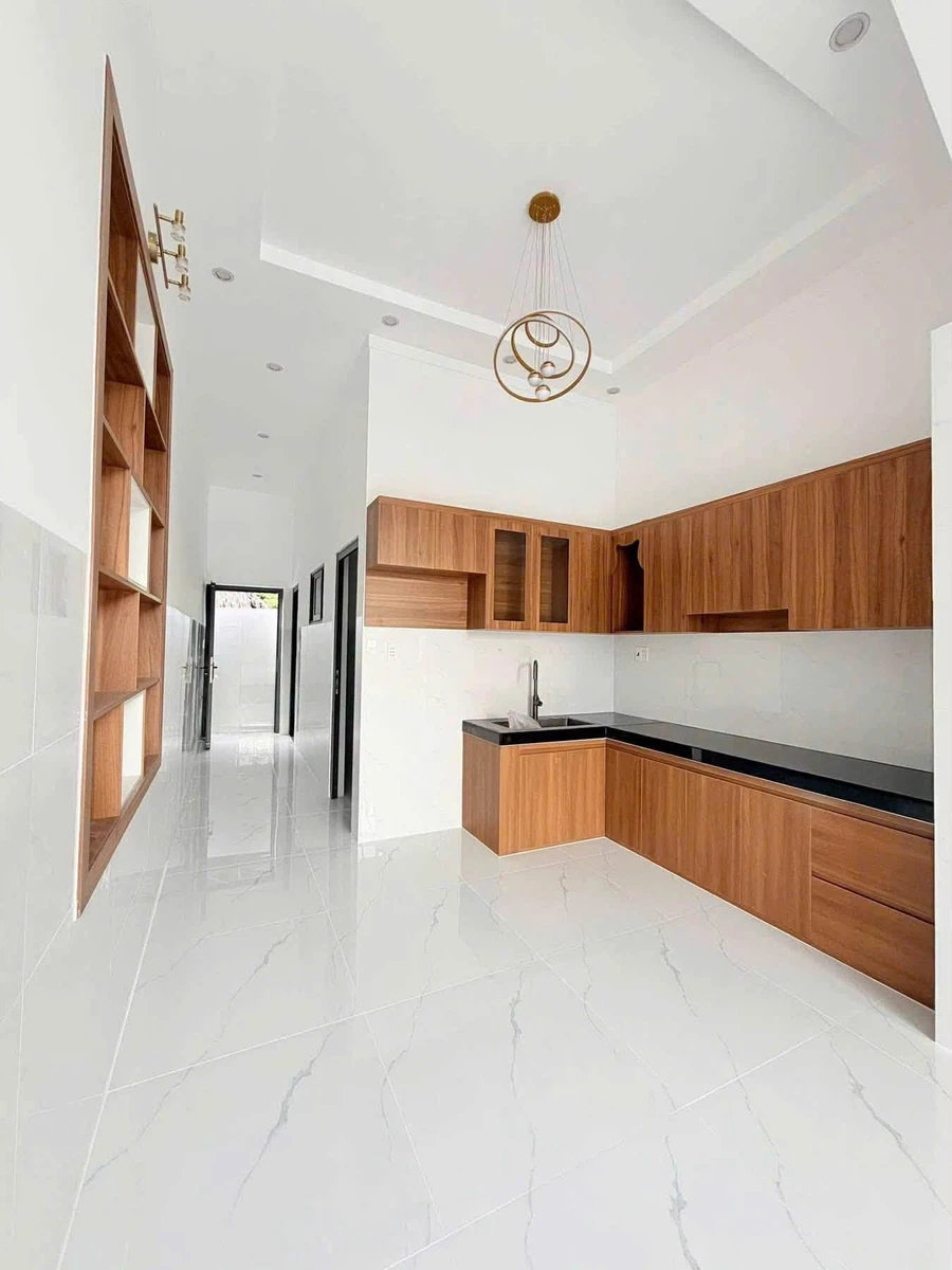 Bán nhà hoàn thiện 60m² 3 phòng ngủ Định Hoà, Thủ Dầu Một - Ảnh 1
