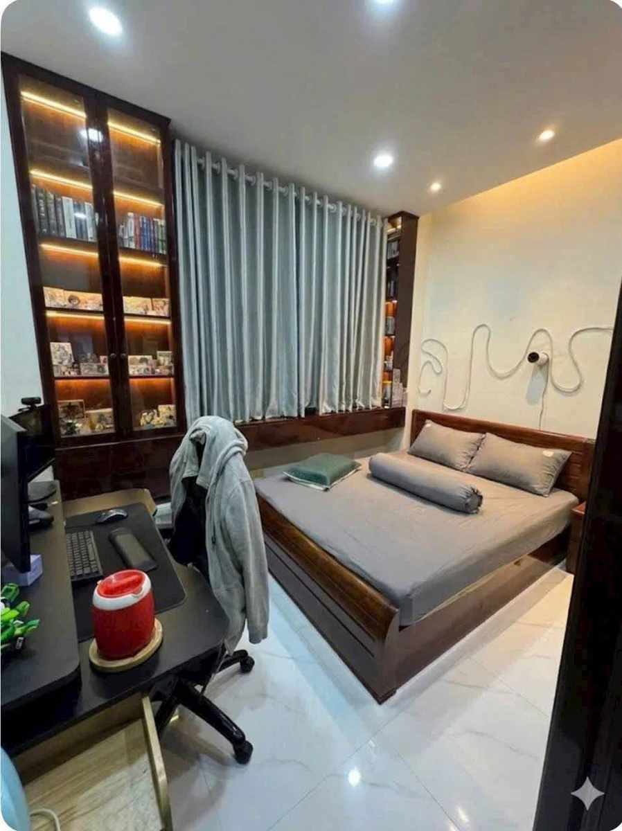 Bán nhà 4 tầng 5PN 66m² Thủ Đức, đỗ ô tô - Ảnh thu nhỏ 3
