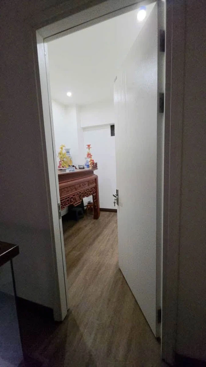 Cho thuê nhà biệt thự Việt Hưng 303m2, 6 phòng ngủ, mặt tiền 15m - Ảnh thu nhỏ 3