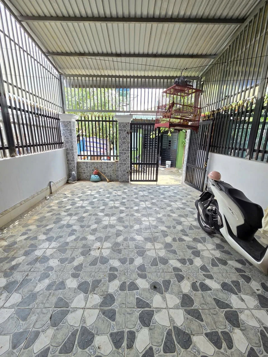 Bán nhà Dĩ An 89.4m2 gần Ngã 6 An Phú 3 tỷ 5 - Ảnh thu nhỏ 2