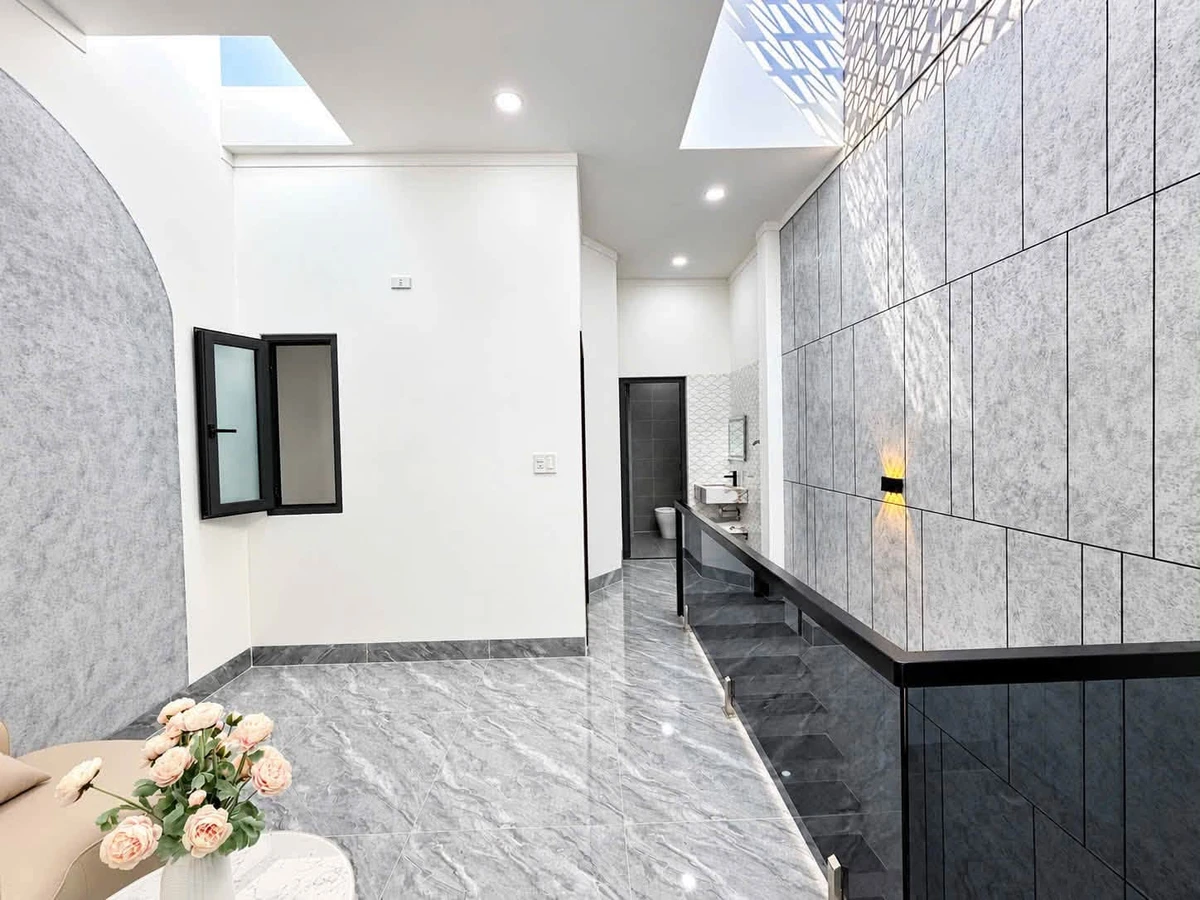 Bán nhà 1 trệt 1 lầu 3PN, sổ riêng thổ cư, KP3 Trảng Dài, Đồng Nai, giá 2,79 tỷ - Ảnh thu nhỏ 5