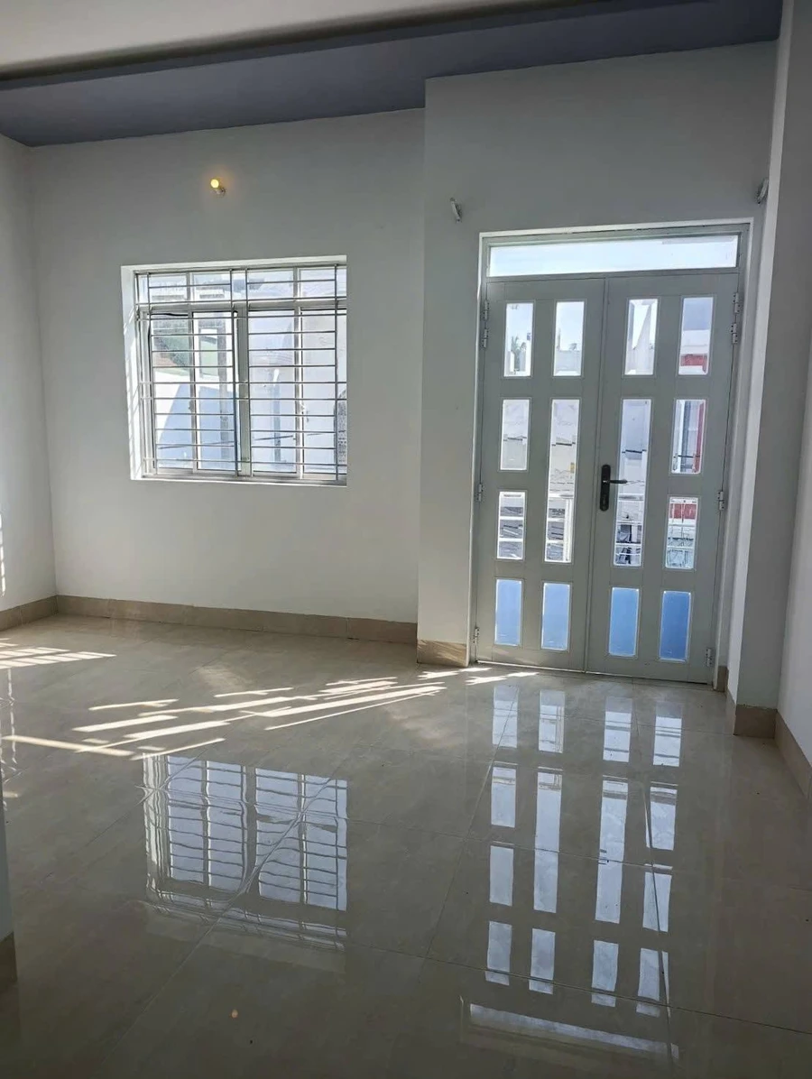 Bán nhà 1 trệt 2 lầu mặt tiền 5x20m Rạch Giá 3 tỷ - Ảnh thu nhỏ 5