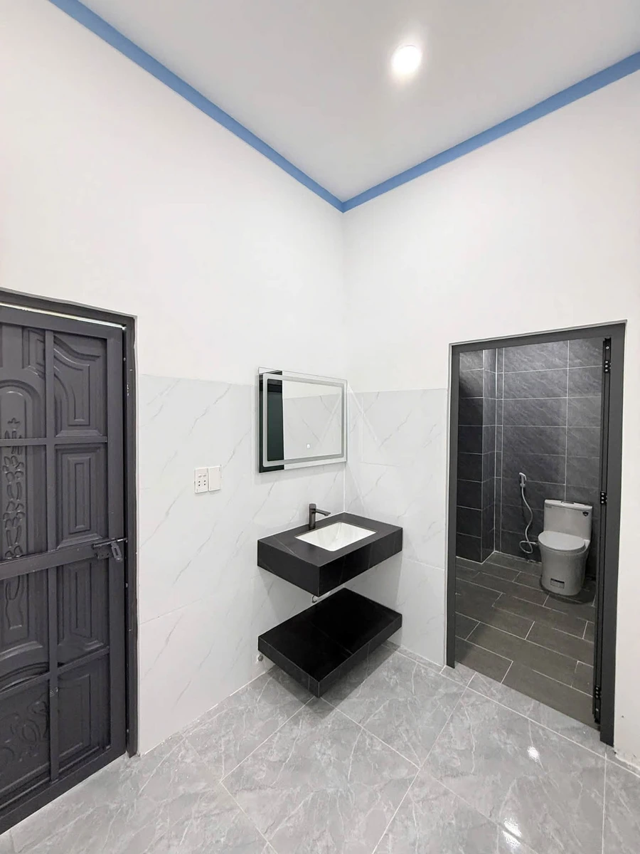 Bán nhà phố 100m² 3PN 2WC gần QL13 Bình Tân - Ảnh thu nhỏ 3