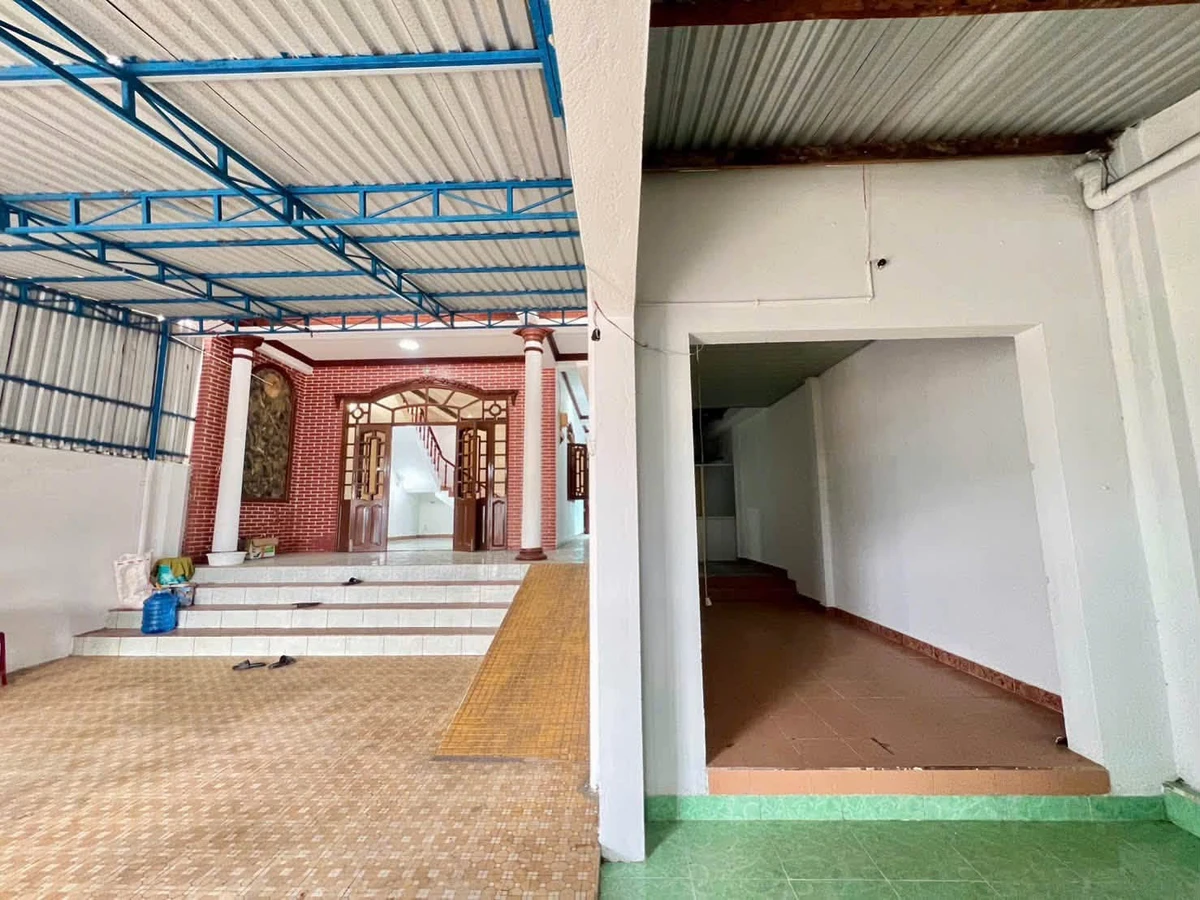 Bán nhà lầu 156m² 3 PN Phan Thiết 4,7 tỷ - Ảnh thu nhỏ 3