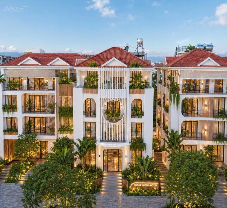 Phú Yên: Sang nhượng khách sạn 3 sao, vị trí đất vàng tại P. Tuy Hòa, 90 triệu đồng/m2 - Ảnh 1