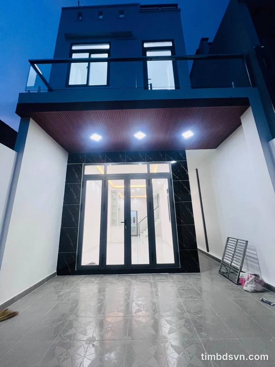 🆙Quận 7 - mặt tiền hẻm 1/ - nhà 2 tấm - 4.8 x 14 - giá 5tỷ850. - Ảnh 1