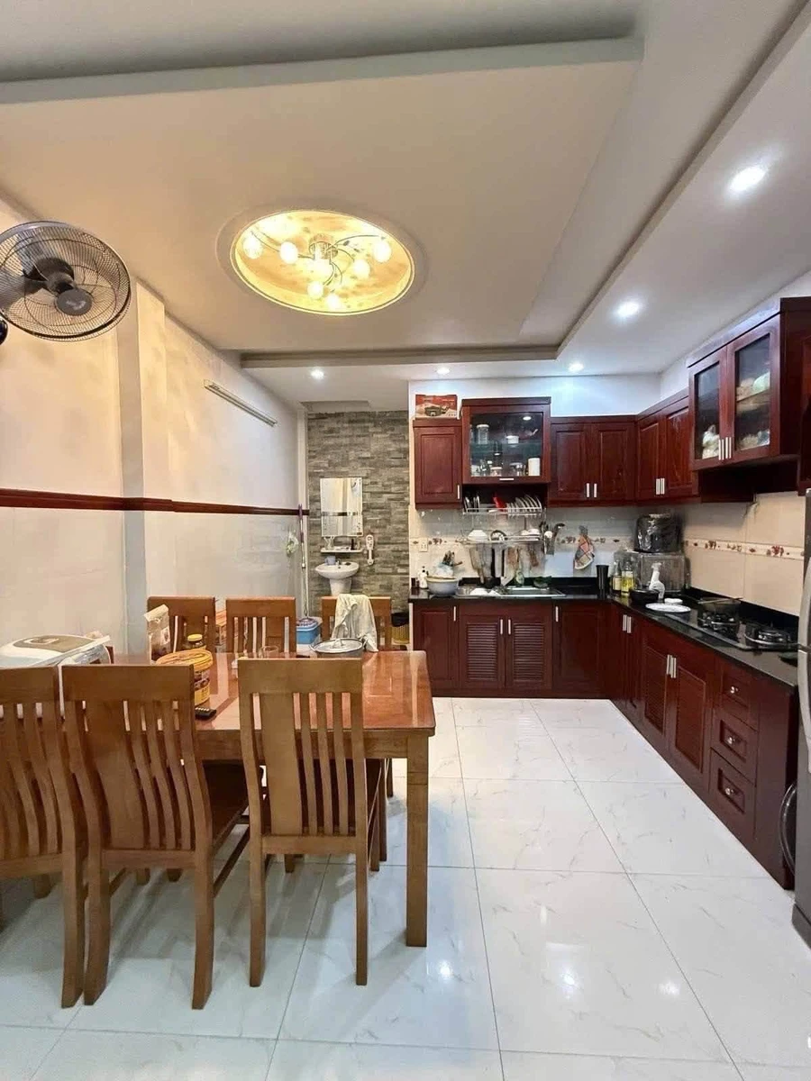 Bán nhà hẻm xe hơi 60m2, 3 phòng ngủ, gần nhà ga T3 sân bay Tân Sơn Nhất - Ảnh thu nhỏ 3
