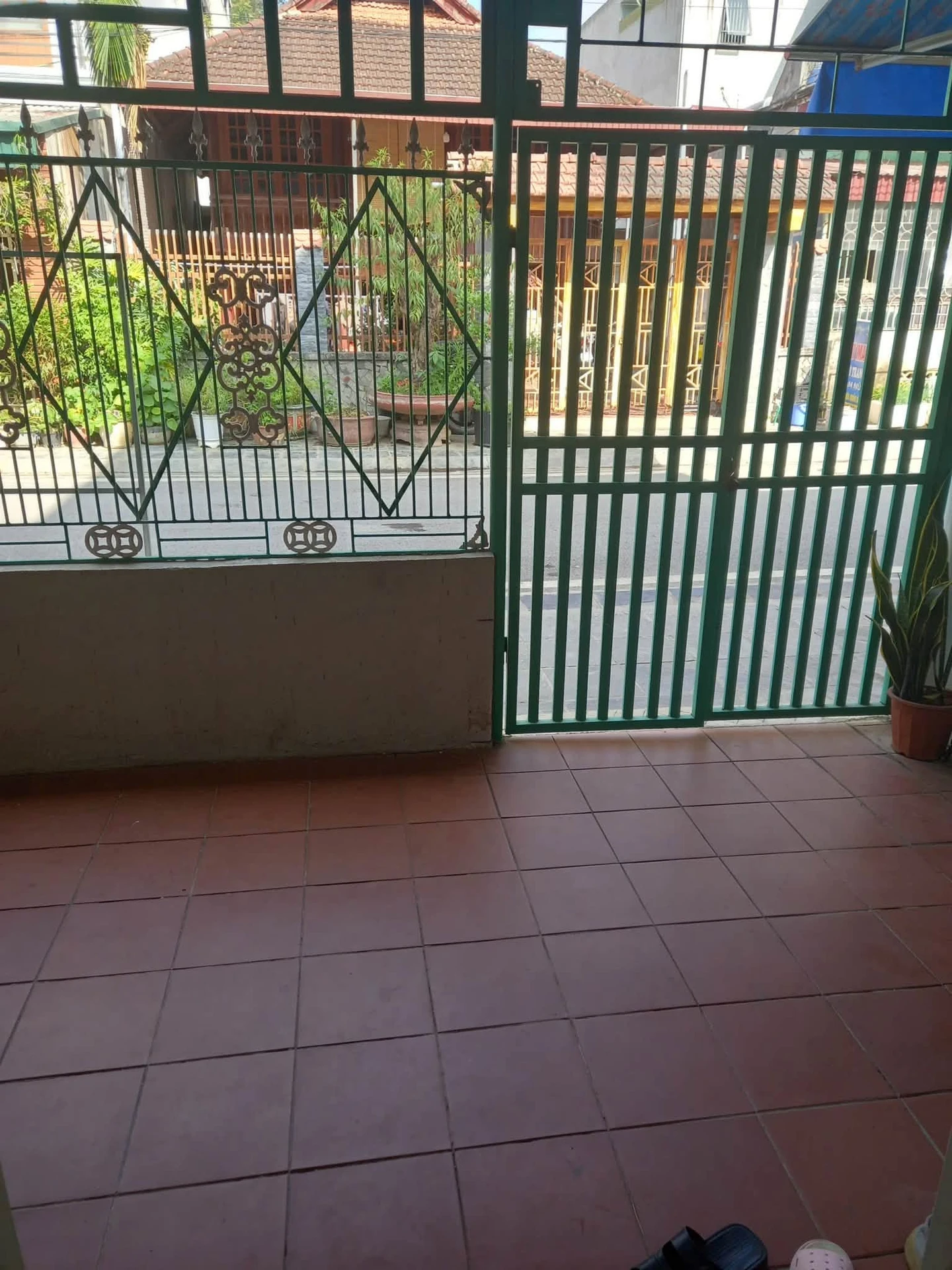Bán nhà cấp 4, 100m², 2 phòng ngủ, Phường Điện Biên Phủ - Ảnh 1