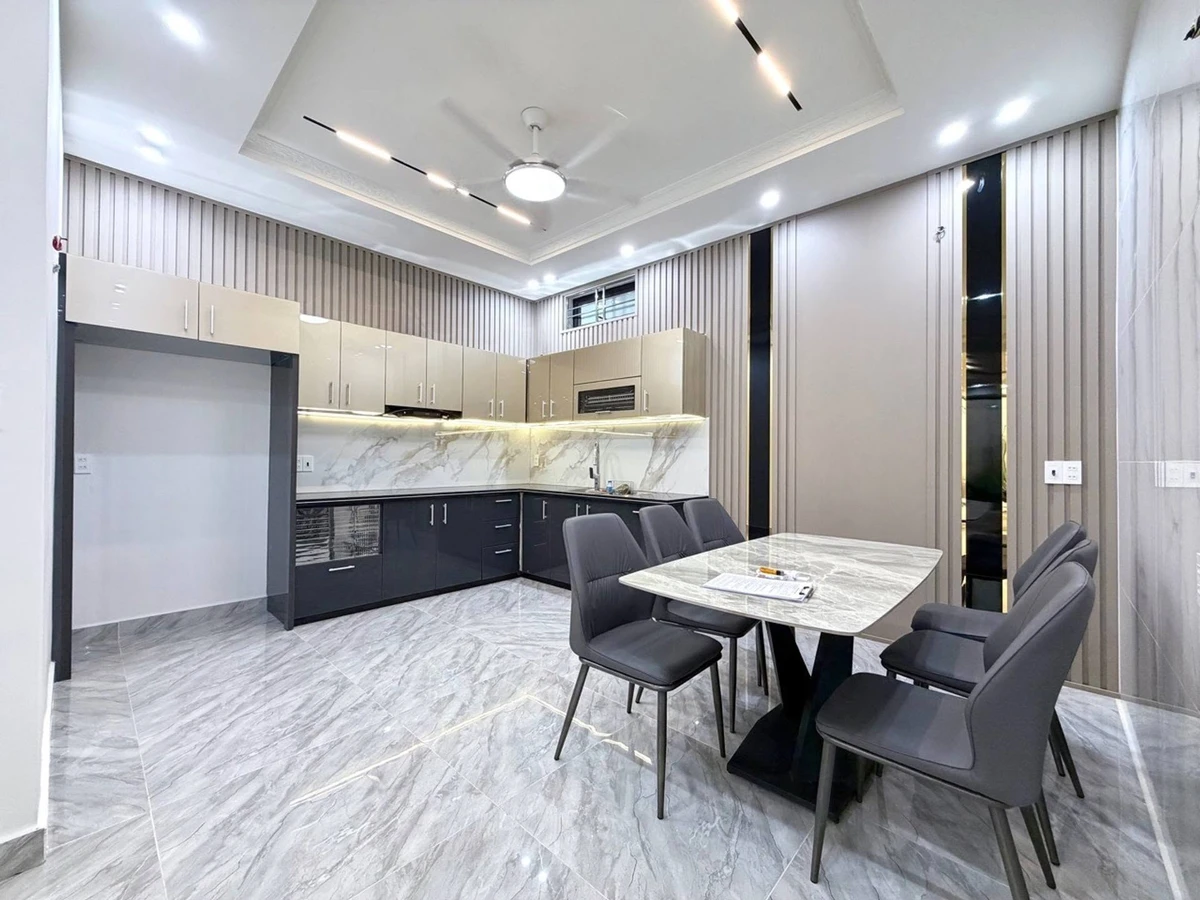 Bán nhà phố 60m2 4 tầng mặt tiền 5m Tôn Đức Thắng Quận 5 - Ảnh thu nhỏ 2