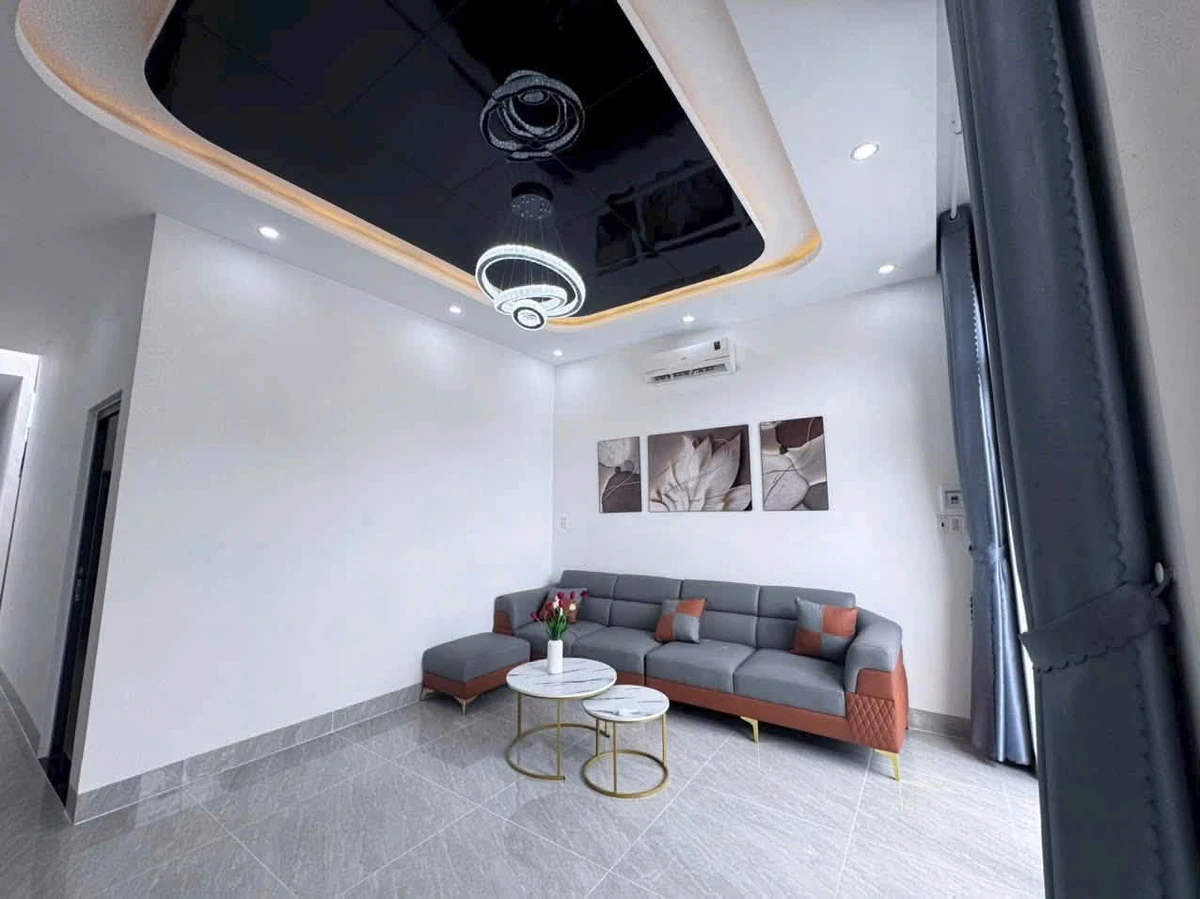 Bán nhà hiện đại 3 phòng ngủ 180m² Rạch Giá - Ảnh thu nhỏ 4