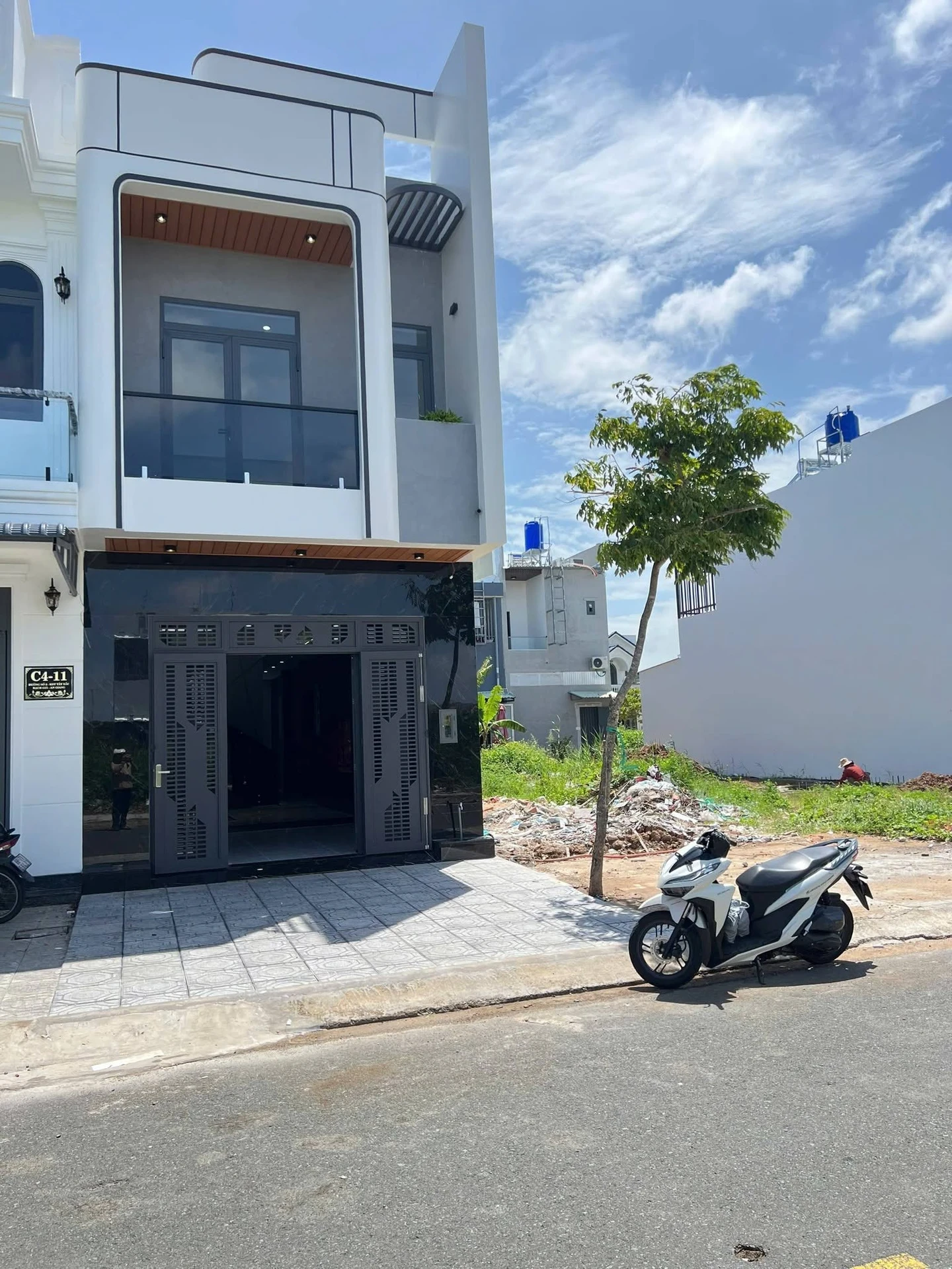 Bán nhà 90m² 3 phòng ngủ Rạch Giá Kiên Giang 3,6 tỷ - Ảnh 1