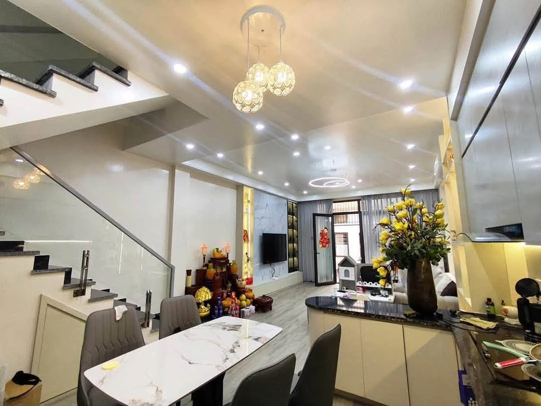 Bán nhà mới 67m² 4 tầng Trần Nguyên Hãn Hải Phòng - Ảnh thu nhỏ 2