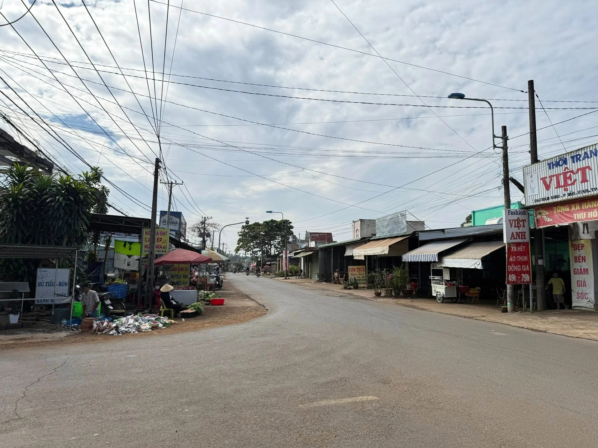 Bán đất nền trung tâm Long Khánh 240m² giá 990 triệu - Ảnh 1