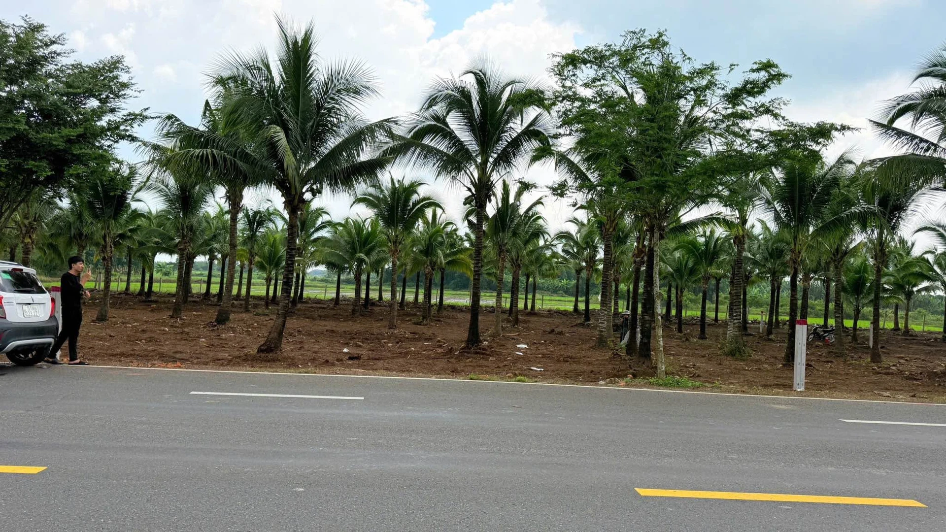 Bán đất mặt tiền Tỉnh Lộ 997, 720m2, gần biển Lộc An - Ảnh 1