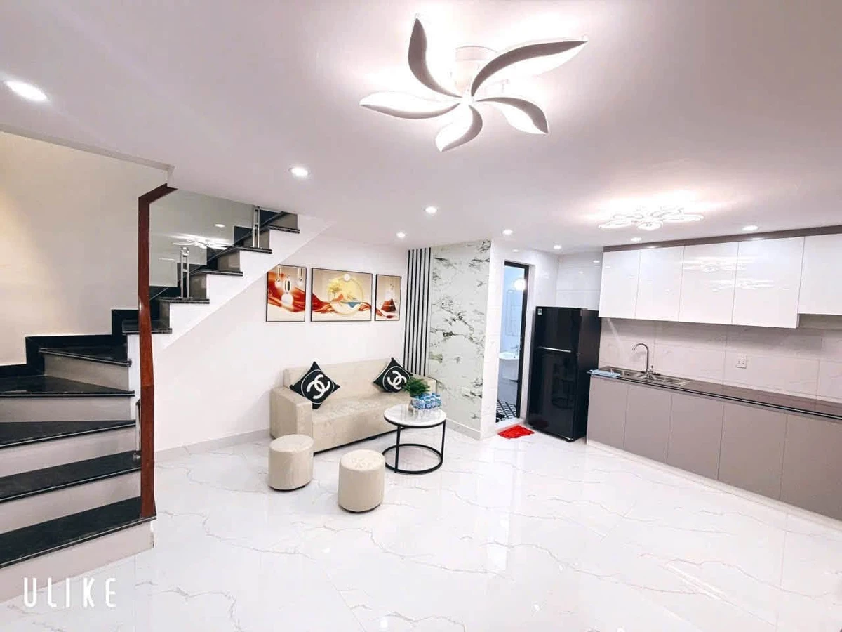 Bán nhà phố 80m2 2 tầng full nội thất Trần Nguyên Hãn - Ảnh thu nhỏ 5