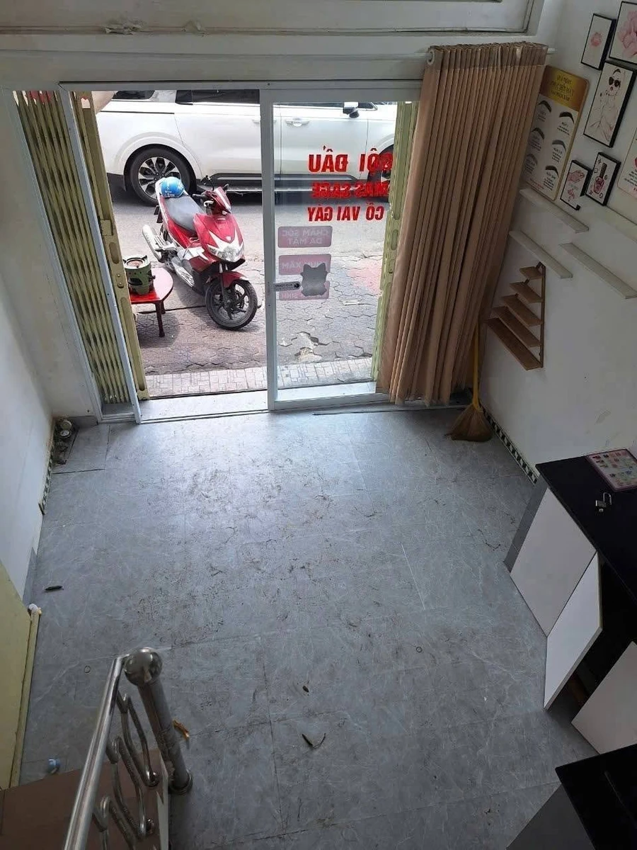 Cho thuê nhà mặt tiền Nguyễn Văn Cừ Q5, 20m², 10.5tr/tháng - Ảnh thu nhỏ 5