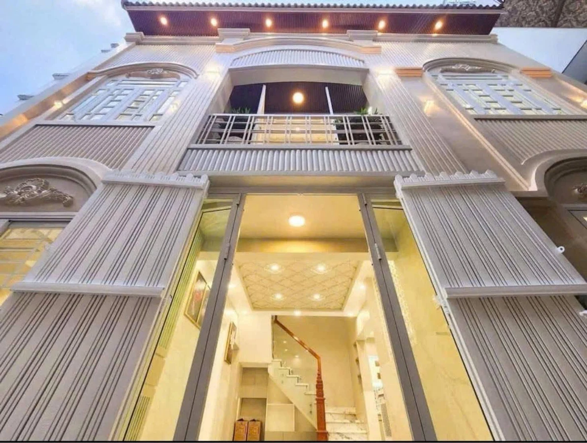 Bán nhà ngang 9m, 4 phòng ngủ, 108m², Quận 7, 6 tỷ - Ảnh thu nhỏ 3