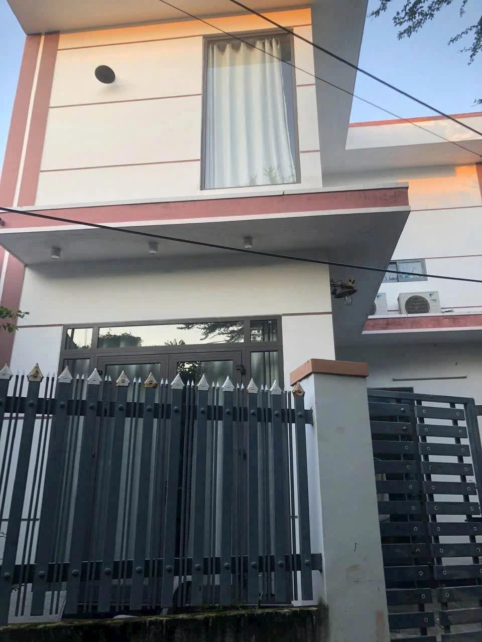 Bán nhà 3 phòng ngủ 100m² đường Nguyễn Du Bảo An - Ảnh 1