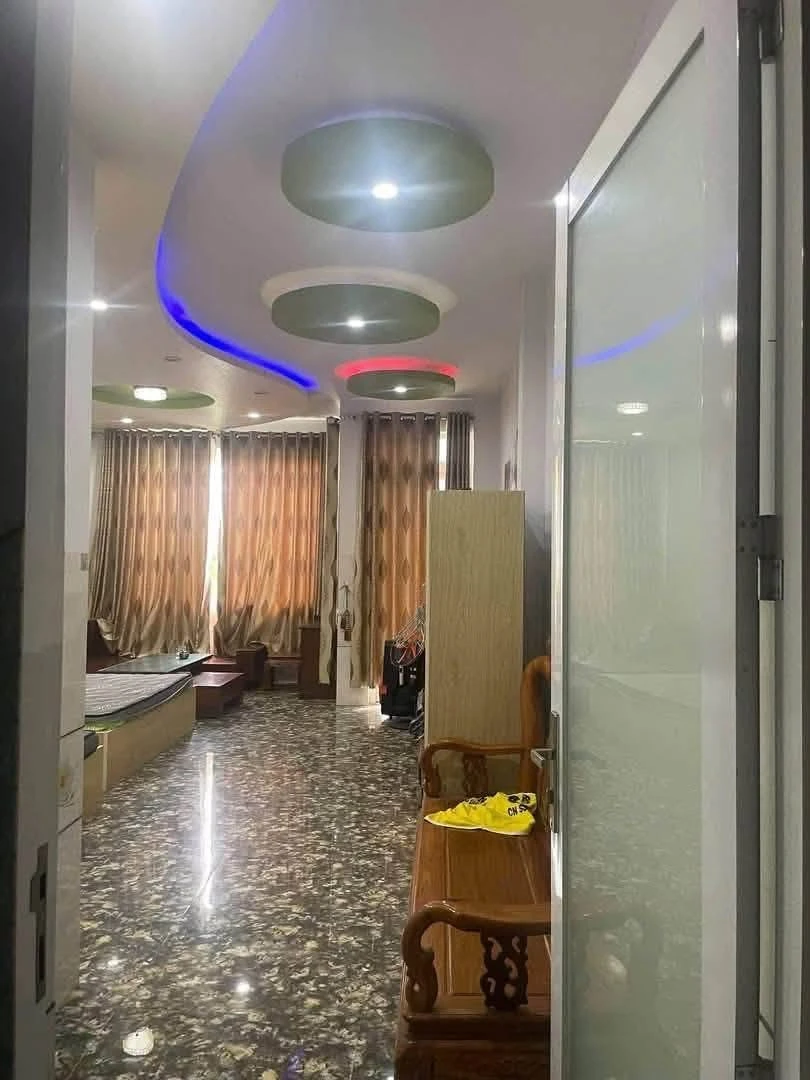 Cho thuê nhà full nội thất 6 phòng ngủ 80m² đường Lê Thanh Nghị, Quy Nhơn - Ảnh thu nhỏ 2