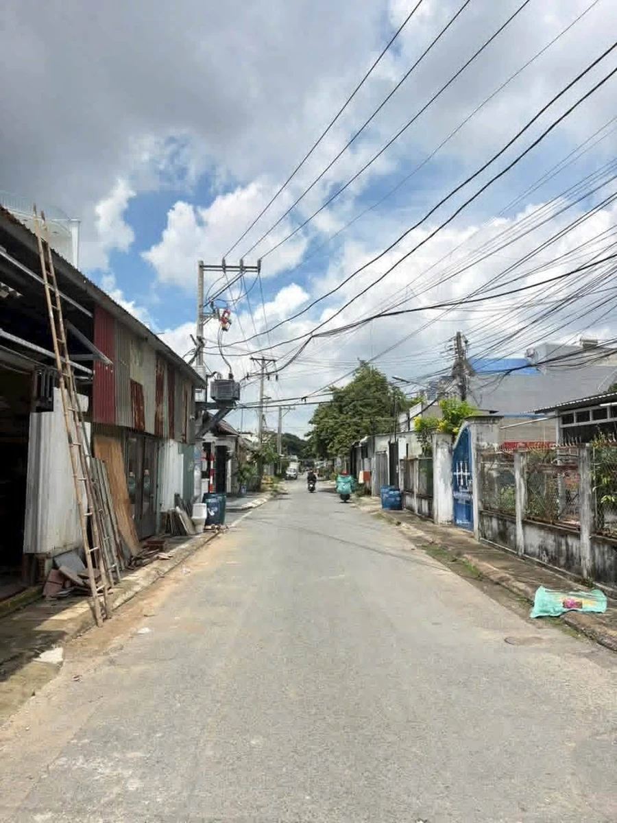 Bán đất mặt tiền Nguyễn Công Trứ, Đông Hòa, Dĩ An, 185m², giá 7,89 tỷ - Ảnh 1