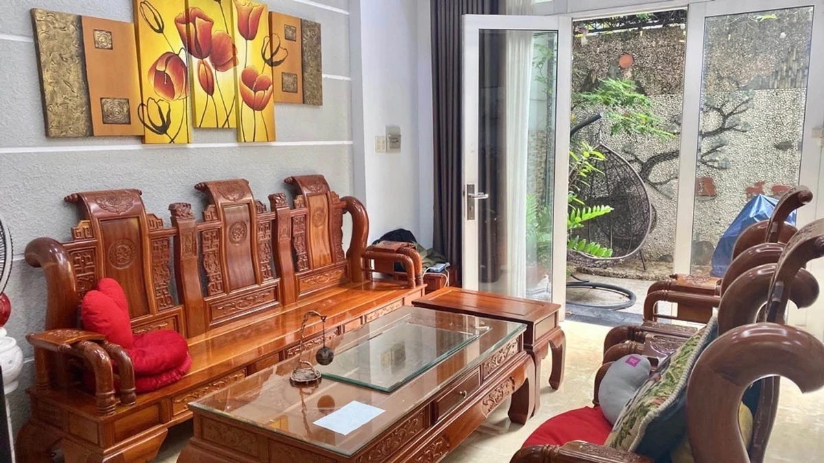 Bán biệt thự 8x19, 3 tầng có sân vườn đường Võ Thành Trang, P. Bảy Hiền, Tân Bình - Ảnh thu nhỏ 2