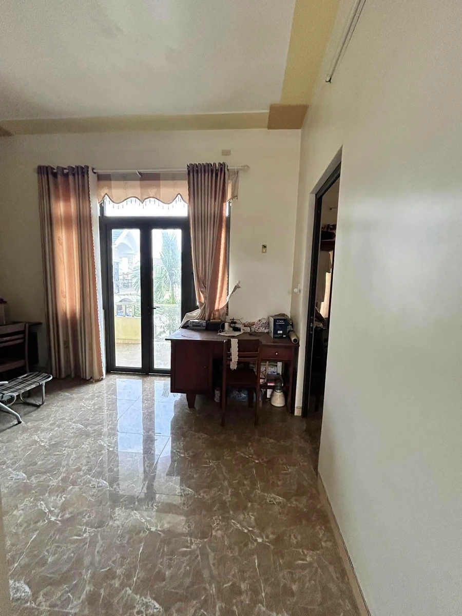 Bán biệt thự 2 mê 192m² Ba La Bình Dương 2,4 tỷ - Ảnh thu nhỏ 3