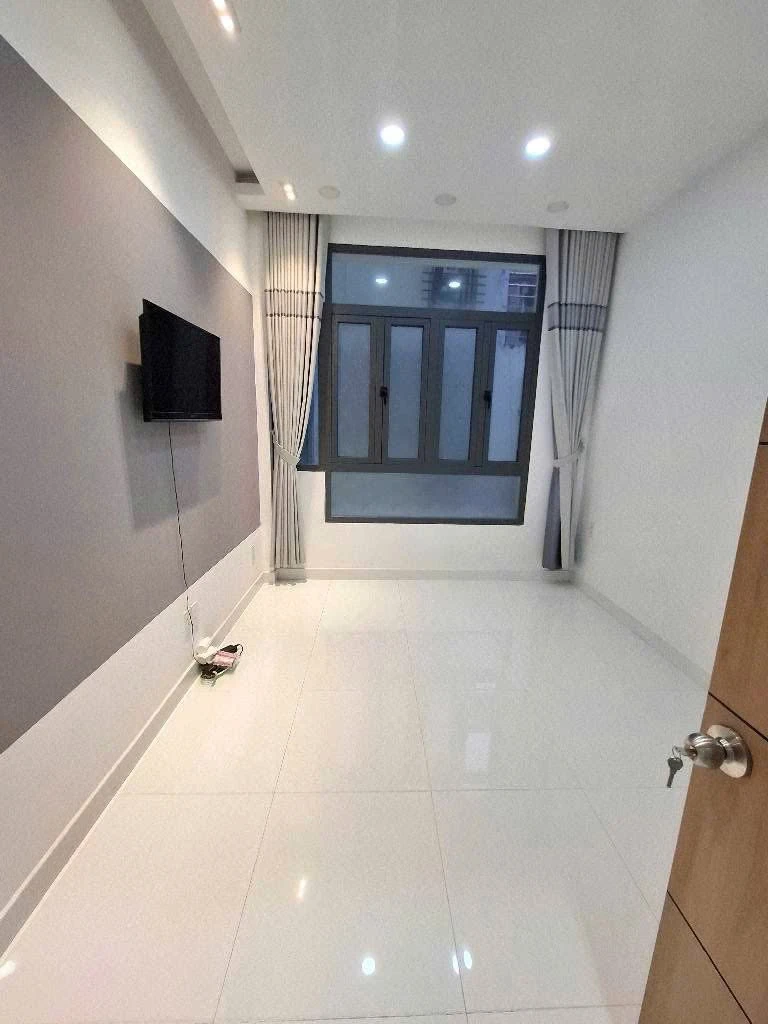 Bán nhà hẻm Q1 5 tầng 3.1x8m 4PN giá 6 tỷ Trần Hưng Đạo - Ảnh thu nhỏ 4