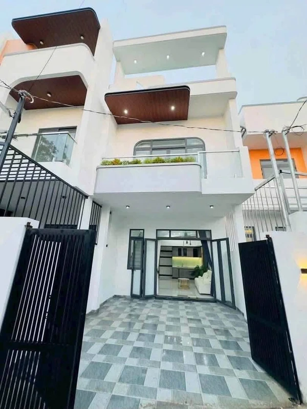 Bán nhà 1 trệt 1 lầu 3PN 60m² gần Chợ Phú Mỹ Quận 7