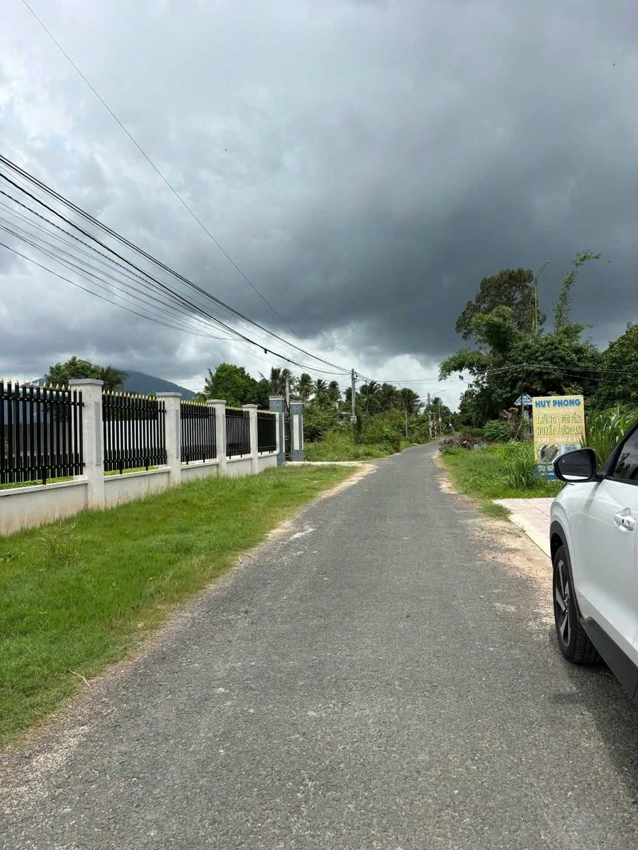 Bán đất nền lô góc 2 mặt tiền đường Chu Văn An, Dương Minh Châu, Tây Ninh giá 359 triệu - Ảnh 1