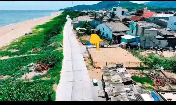 Bán đất mặt tiền biển 176,8m² Hoài Nhân Đông, Bình Định 2 tỷ