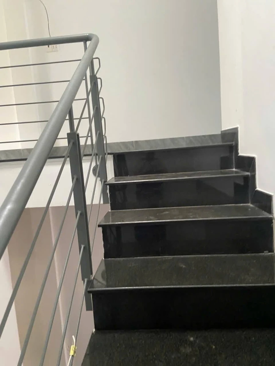 Bán cụm 7 căn nhà hẻm Lê Thị Riêng 600m² 11 tỷ, Quận 1 - Ảnh thu nhỏ 2