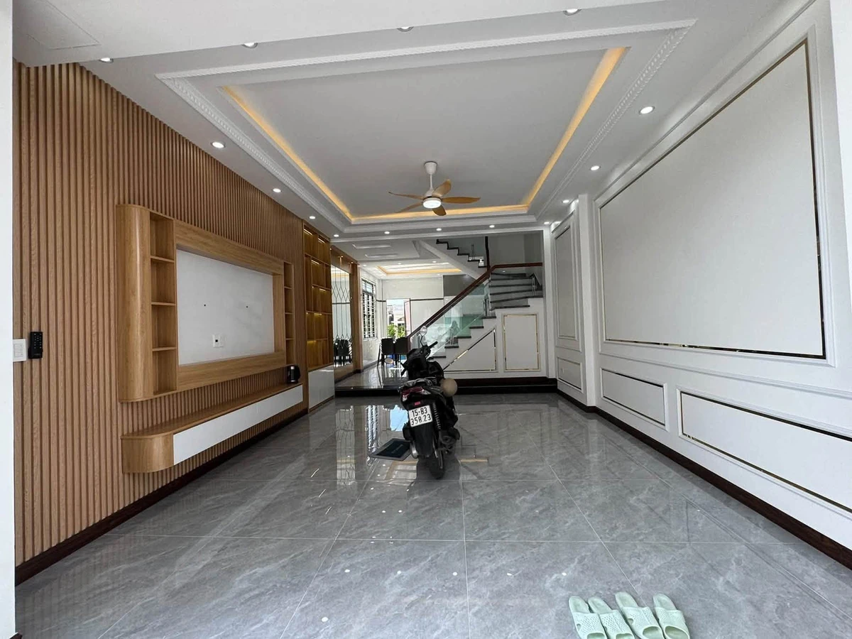 Bán nhà 4 tầng 61m² Chân Cầu Kiến An, Hải Phòng - 3 tỷ - Ảnh thu nhỏ 3