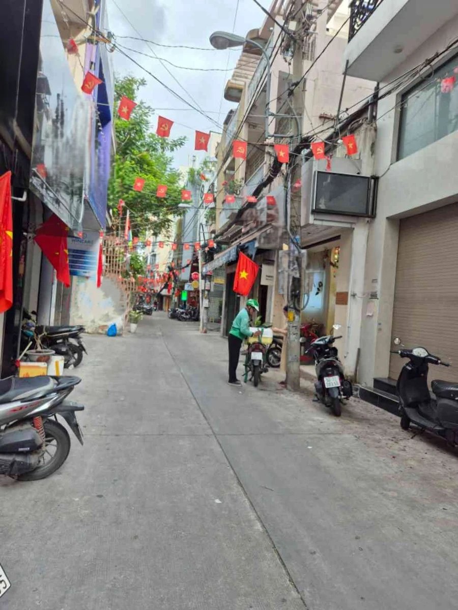 Bán nhà 3 tầng BTCT 54m2 hẻm ô tô đường Nguyễn Thị Minh Khai, Quận 3, nhỉnh 18 tỷ - Ảnh thu nhỏ 2