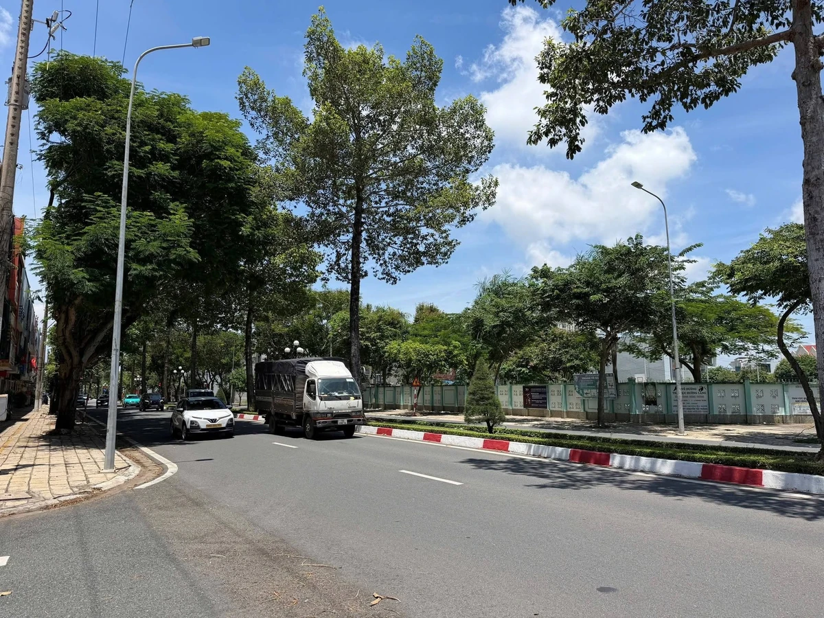 Bán đất mặt tiền Nguyễn Tất Thành 5x20m, Phước Nguyên, TP Bà Rịa, giá 4,5 tỷ - Ảnh thu nhỏ 3