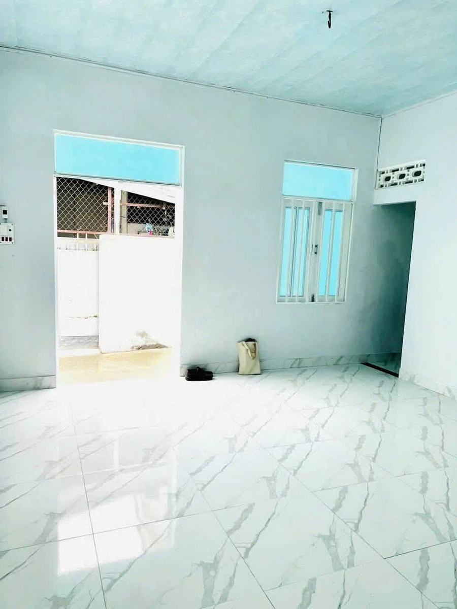 Bán nhà 2 PN, 49m² ngang 8m Nha Trang 3 tỷ 550 - Ảnh thu nhỏ 4