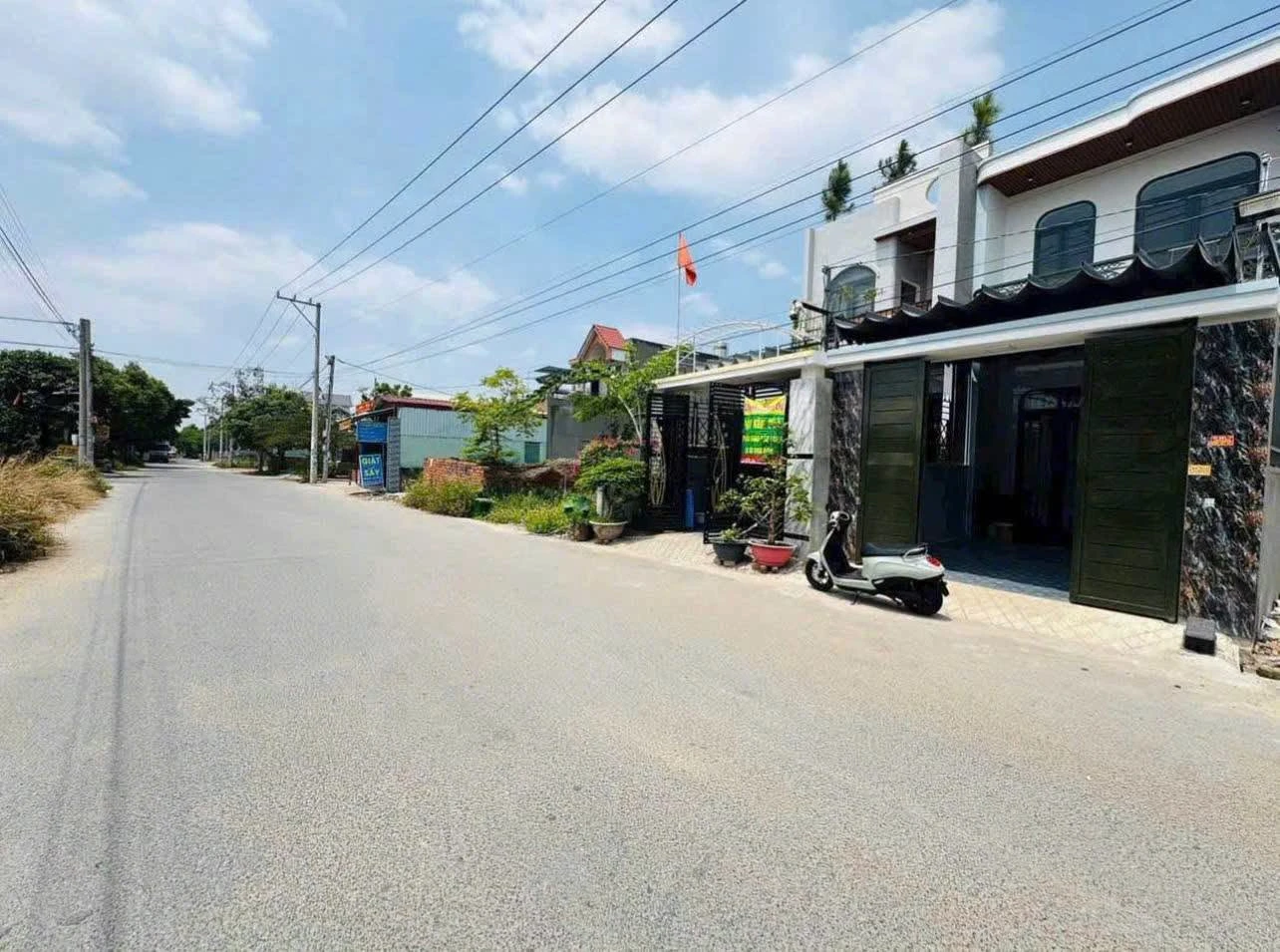Bán nhà 1 trệt 1 lầu 100m2, 3PN Đồng Nai giá 3 tỷ 100 triệu - Ảnh 1