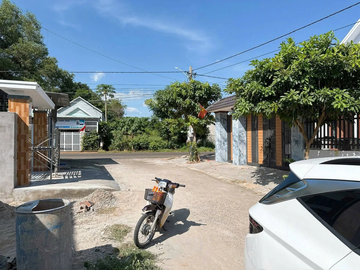 Bán lô góc 2 mặt tiền 137.5m² Bà Rịa - Ảnh thu nhỏ 3