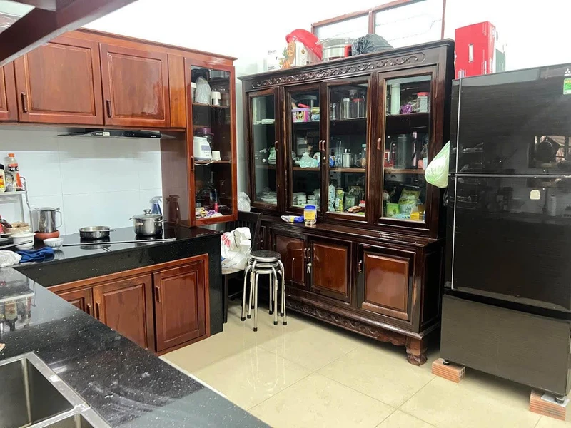 Bán nhà 3 tầng mặt tiền 98m² Quảng Ngãi 4,6 tỷ