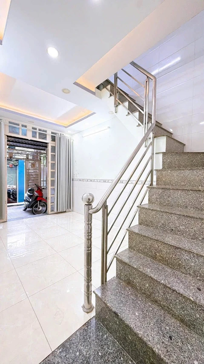 Bán nhà hẻm 76 Tôn Thất Thuyết, 40m2, 1 trệt 1 lầu, 2PN, giá 3,6 tỷ, Phường 16, Quận 4 - Ảnh thu nhỏ 5