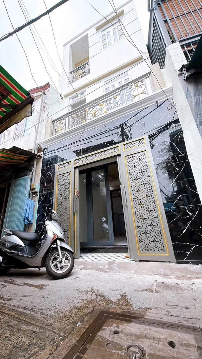 Bán nhà mặt tiền hẻm Tôn Đản Q4, 66m2, 3 tỷ 650 triệu - Ảnh 1