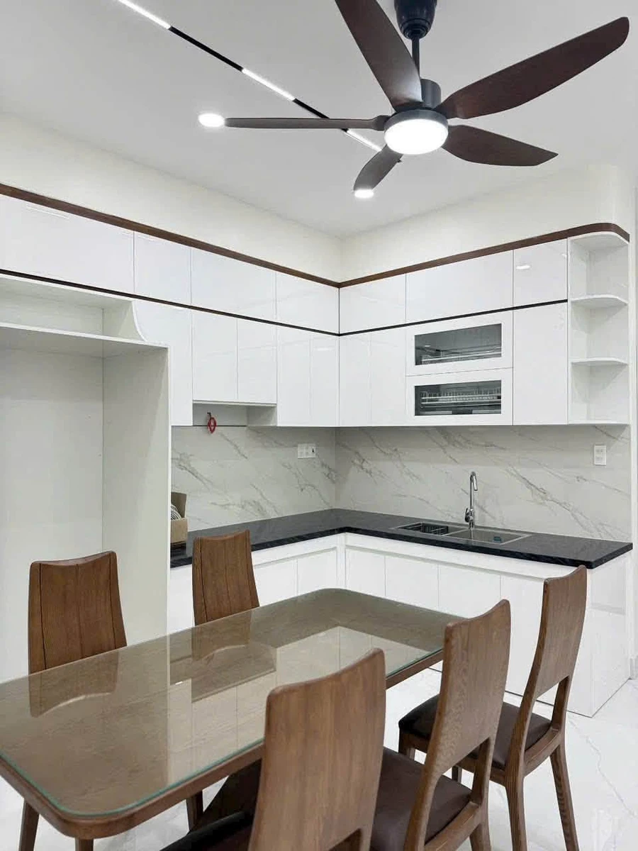 Bán nhà 3 tầng 72m² đường Đông Tác, Dĩ An - Ảnh thu nhỏ 4