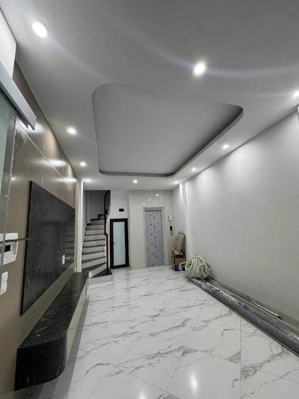 Bán nhà phố Vũ Ngọc Phan, 35m2, 3 ngủ, 5 tầng thang máy, hơn 7 tỷ