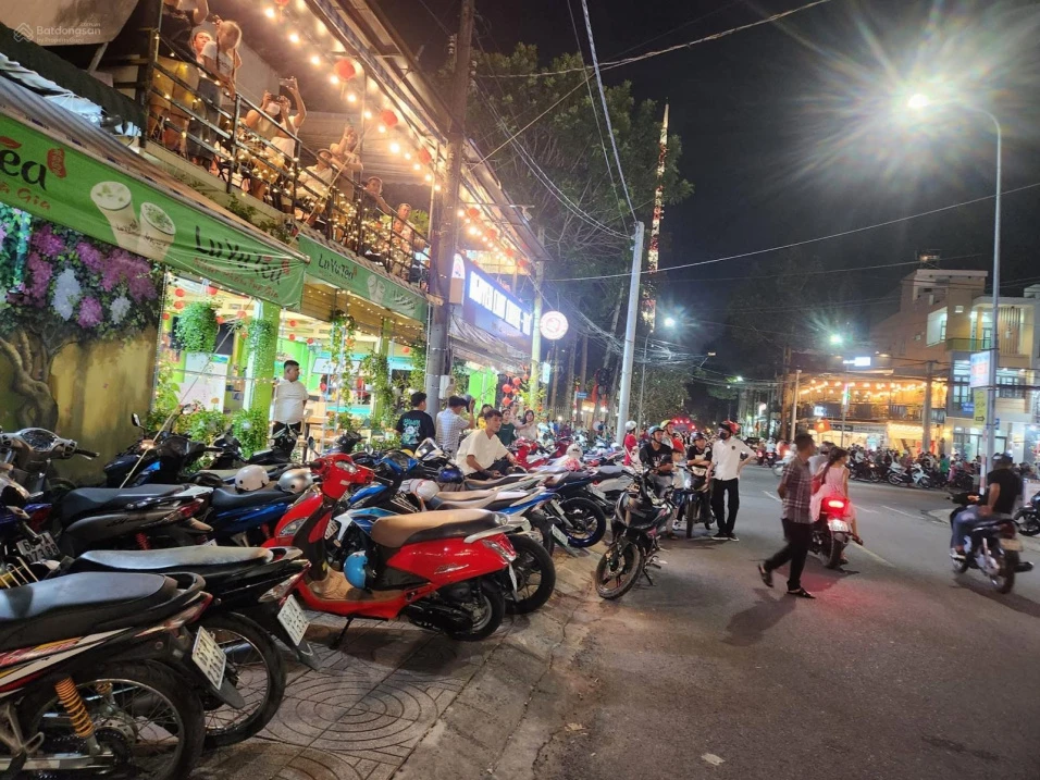 Bán nhà riêng mặt tiền Nguyễn Thị Lựu, phường Cao Lãnh, Đồng Tháp; 4,5 x 22m; 98m2; 2 Tỏi 900 - Ảnh 1