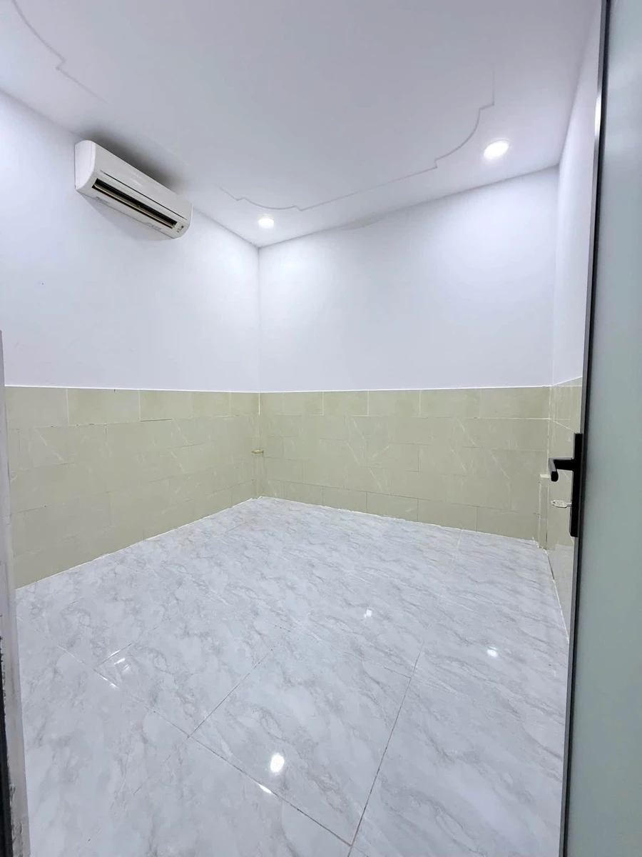 Cho thuê nhà 4PN 2WC 100m² Phường Thạnh Xuân Q12, 8 triệu/tháng - Ảnh thu nhỏ 5