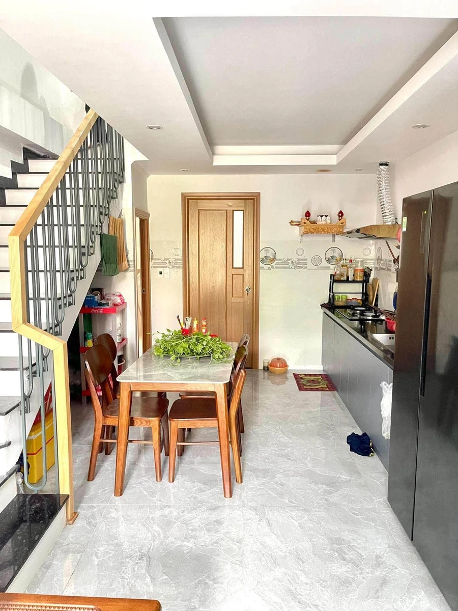 Bán nhà 3 tầng 116m² kiệt 7m Tôn Đản Quận 1, giá 3.64 tỷ - Ảnh thu nhỏ 2