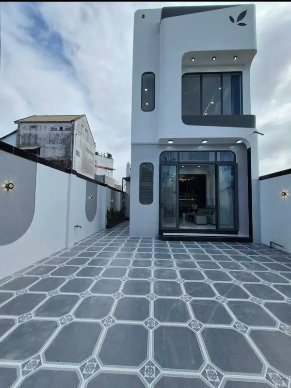 Bán nhà lầu lửng 3PN Ninh Thạnh, Tây Ninh, 122m²