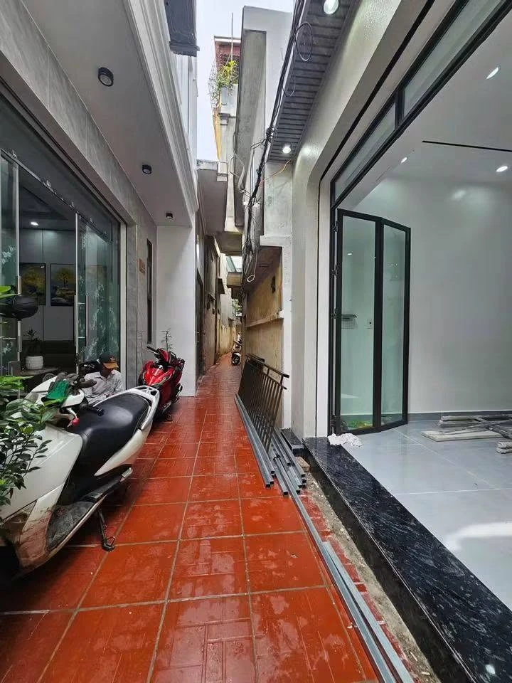 Bán nhà phố 4PN 32m² Trần Nguyên Hãn 2 tỷ 450 - Ảnh thu nhỏ 2