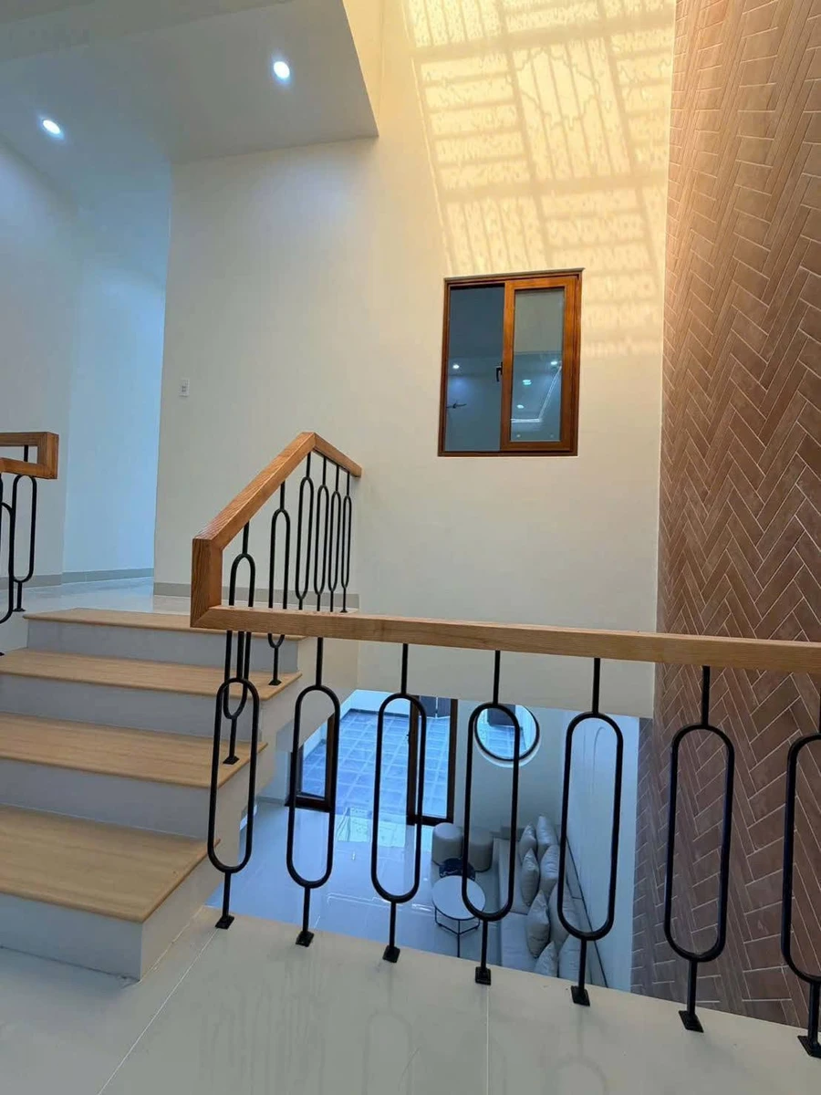Bán nhà 1 trệt 1 lầu 5x20m, 3 phòng ngủ, KDT Hoàng Phát, phường Bạc Liêu, Cà Mau - Ảnh thu nhỏ 4